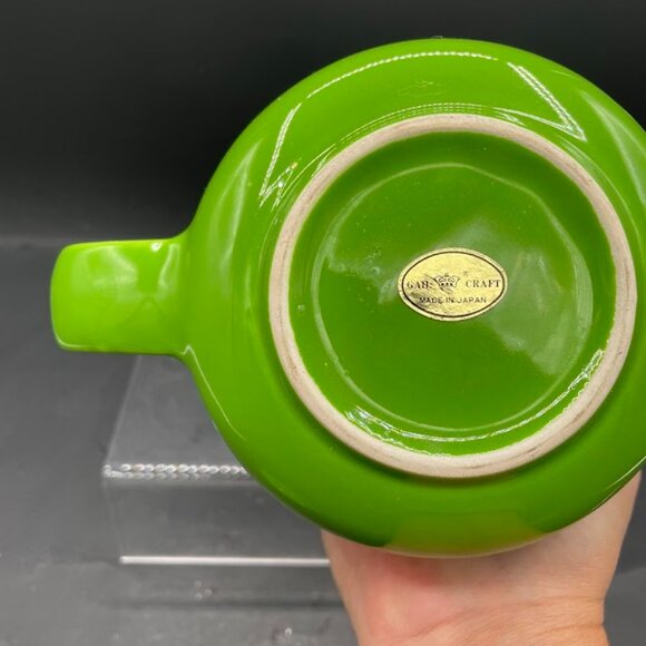 Gail Craft Japan Lime Green Apple Green Small Ceramic Tea Pot with Disc Lid - Picture 11 of 12